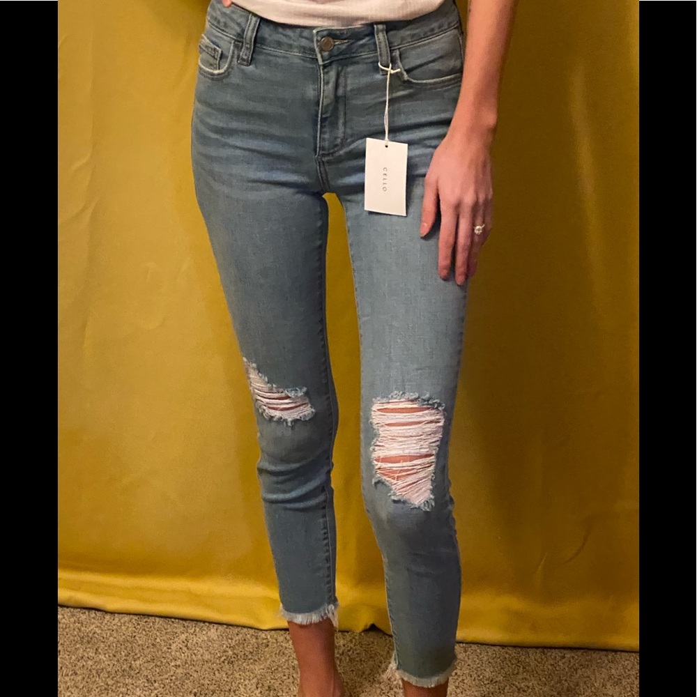 Ripped stylish jeans